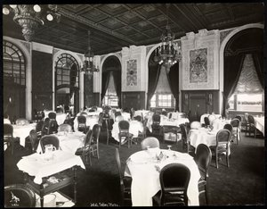 Eetkamer in het Copley Plaza hotel, Boston, 1912 of 1913